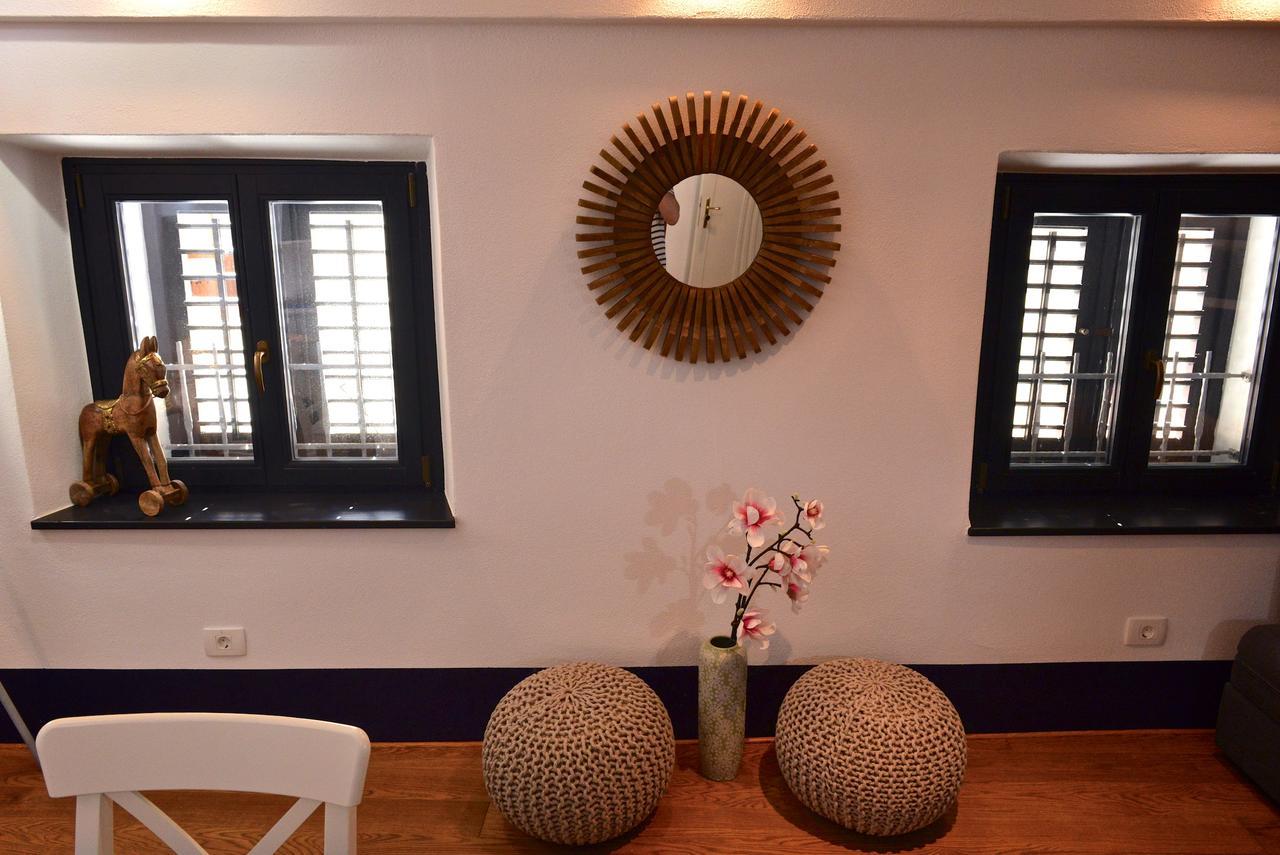 Casa Al Porto Antico Apartment ไพราน ภายนอก รูปภาพ