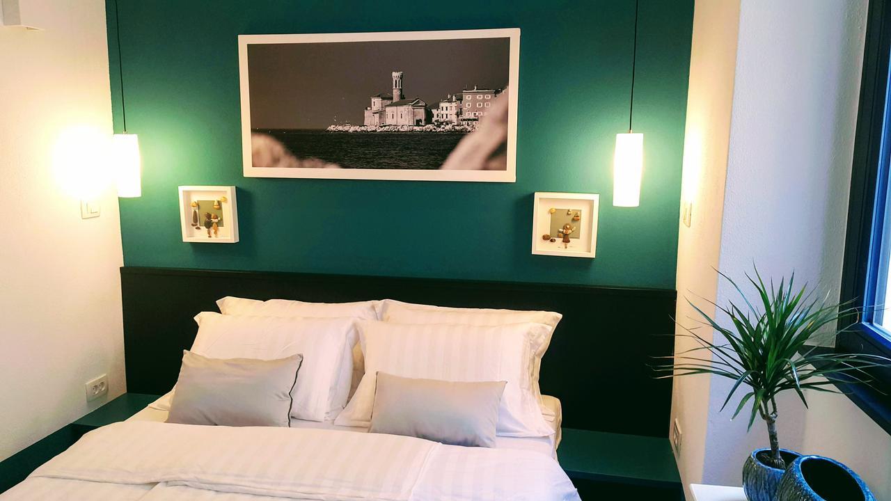 Casa Al Porto Antico Apartment ไพราน ภายนอก รูปภาพ